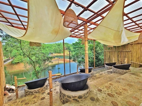 Outdoor spa tub. Sofia's Lake Resort