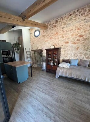 1 bedroom, WiFi