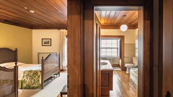 Departamento, 3 habitaciones | Tabla de planchar con plancha, wifi gratis y ropa de cama