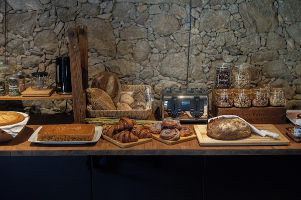 Desayuno completo incluido todos los días