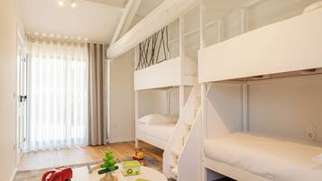 Family House | Minibar, in-room safe, iron/ironing board, free WiFi