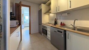 Fridge, microwave, oven, dishwasher