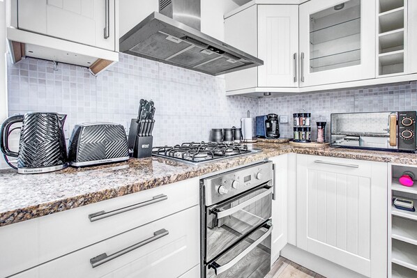 Microwave, oven, stovetop, dishwasher