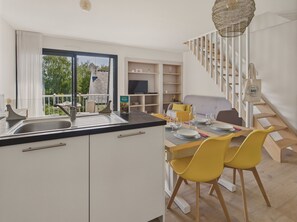 Interior - 300 m from the beach – Apart for 4 with balcony (Fouesnant)