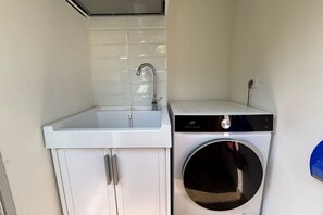 Interior - CN015 - Cesenatico, new two-room apartment with air conditioning (Cesenatico)