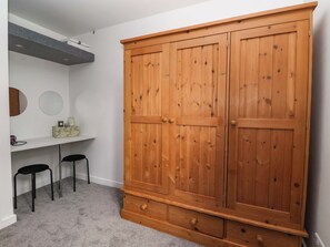 Interior - 8 Wharfedale Mews (Otley)