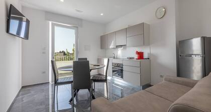 Sole Apartment 4 - Holiday in Torre San Giovanni