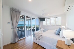 1 bedroom, desk, free WiFi, bed sheets