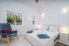 1 bedroom, iron/ironing board, WiFi, bed sheets - Blue Horizon Apartment (Lagos)