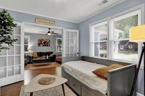 4 bedrooms, desk, iron/ironing board, travel crib