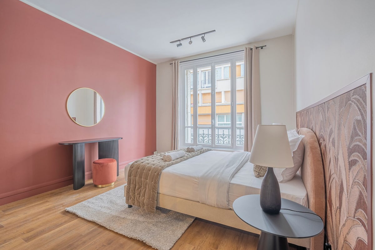 Classic Apartment