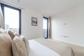 Apartment, Balcony | Iron/ironing board, cribs/infant beds, free WiFi, bed sheets
