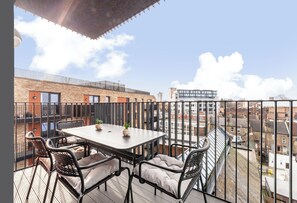 Balcony - Nice Apartment in Woolwich (London)