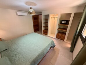 2 dormitorios, tabla de planchar con plancha, wifi y ropa de cama
