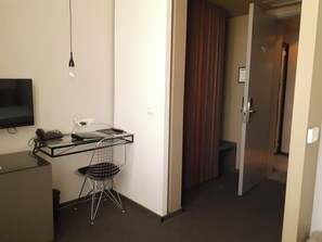 Basic Single Room, City View | Free WiFi