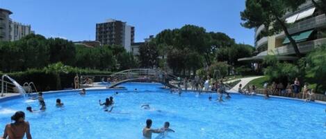 Apartment, 1 Bedroom, Balcony, City View | Pool | Outdoor pool