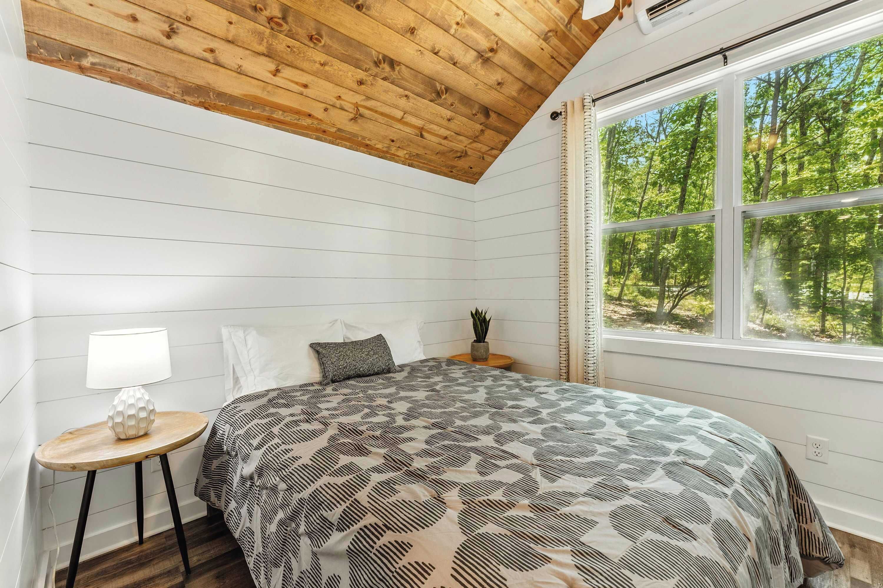 3 多间卧室、WiFi、床单