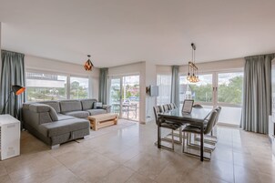 Apartment | 2 bedrooms, Internet