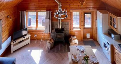 Riverside Lodge—3-Bed Retreat in Aberdeenshire
Cozy, scenic, and peaceful.