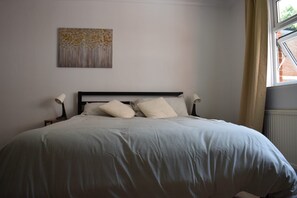 2 개의 침실, 무료 WiFi, 침대 시트