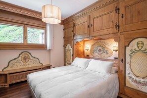 3 chambres, bureau, Wi-Fi, draps fournis