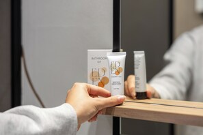 Hair dryer, towels, soap, shampoo - Campanile PRIME - Smart Lyon Chaponost (Chaponost)