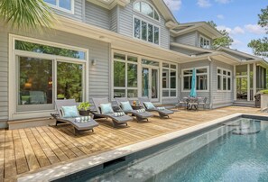 A heated pool - Picturesque Osprey Point views, private pool (Kiawah Island)