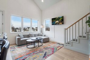 Télévision, espaces bureaux