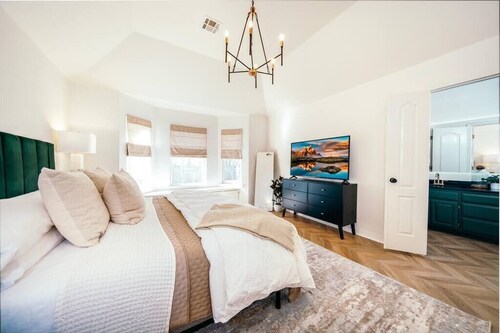 Baller House Summary: