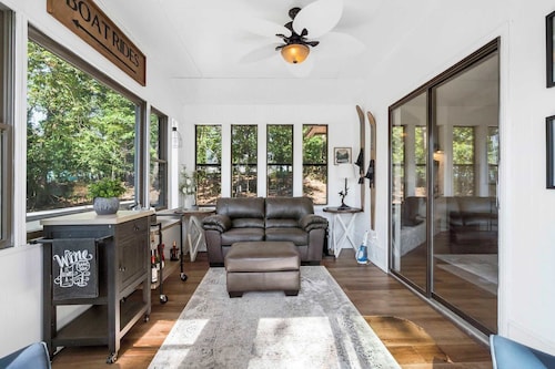 The Coves on Beaver Lake