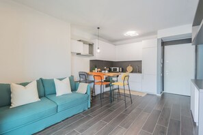 Apartment (1 Bedroom) | Living area