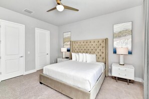 5 Schlafzimmer, Bügeleisen/Bügelbrett, WLAN, Bettwäsche