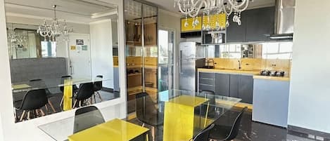 Apartment | Dining