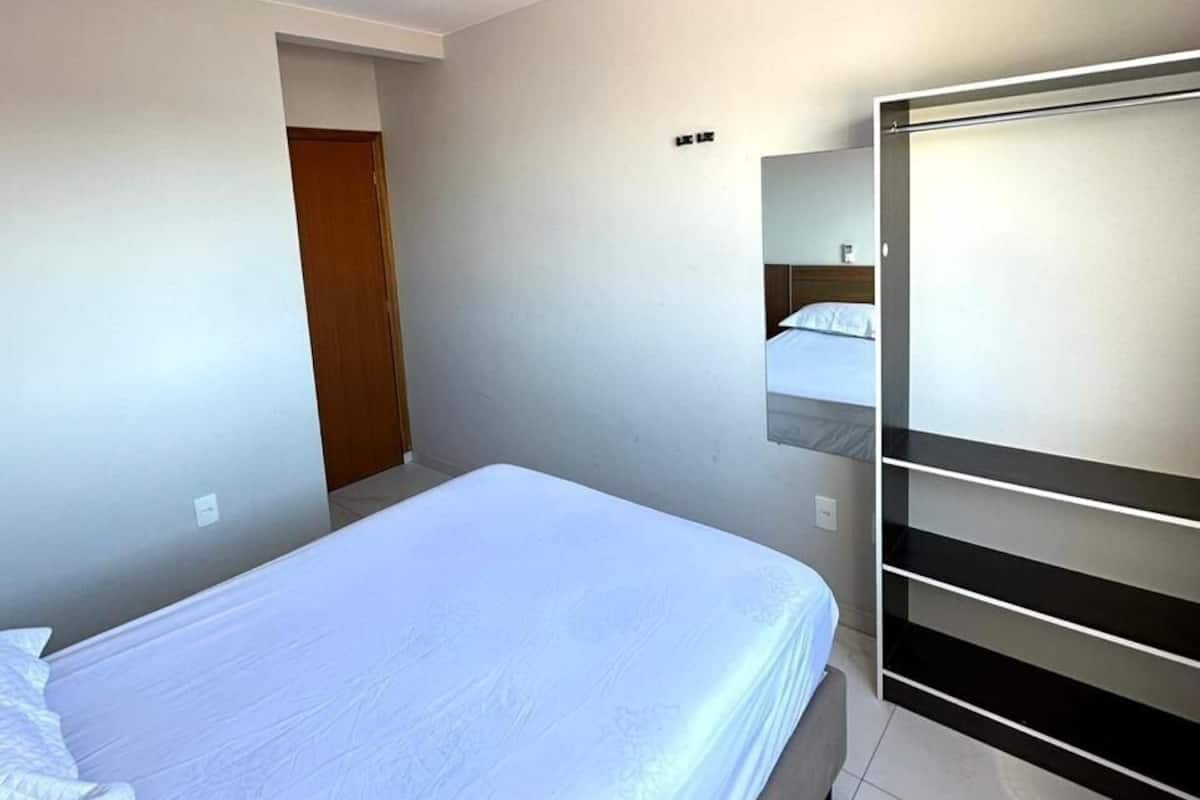 Apartment | Free WiFi, bed sheets