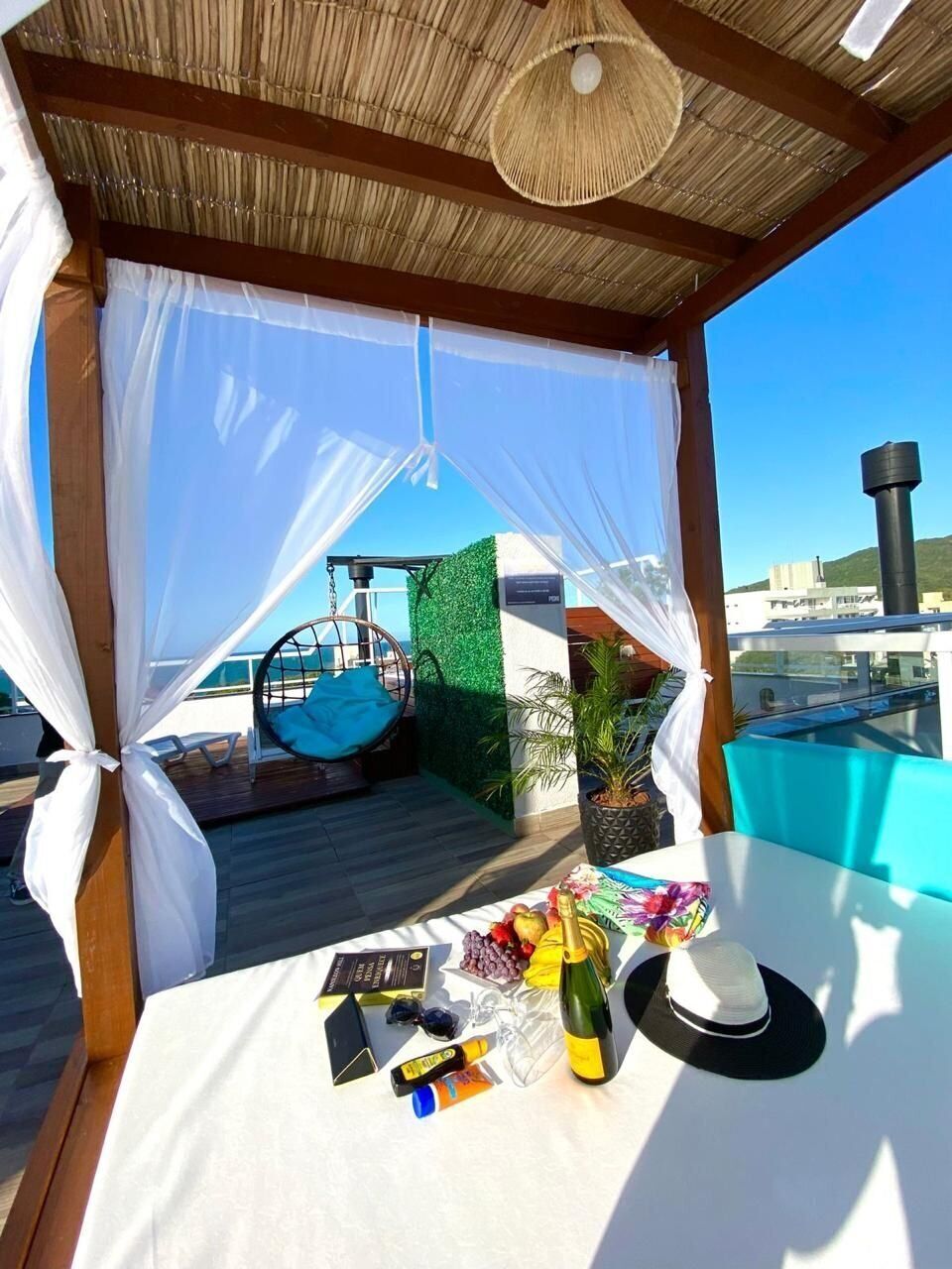 Apartment | Outdoor dining