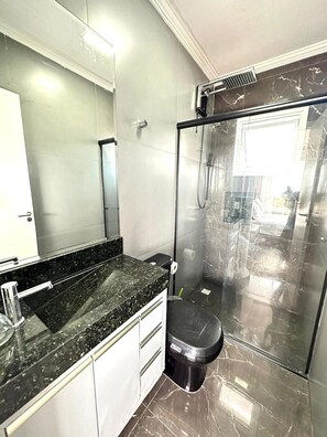 Apartment | Bathroom - Residencial Águia - Piske Imóveis (Florianopolis)