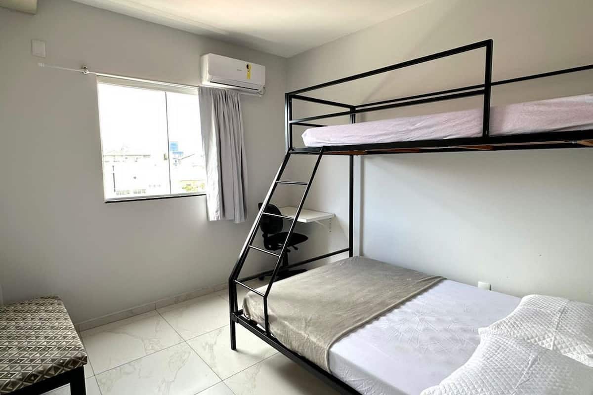 Apartment | Free WiFi, bed sheets