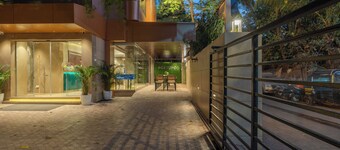 The Hosteller Mumbai, International Airport