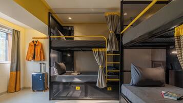 Asrama Umum Klasik, asrama campuran (6 beds) | Kedap suara, Wi-Fi gratis, dan seprai linen