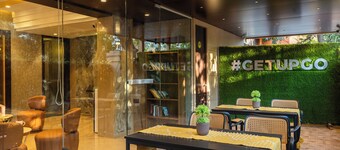 The Hosteller Mumbai, International Airport