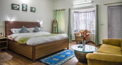 Golden Zenith Villa