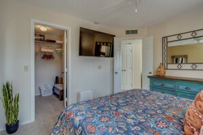 1 chambre, bureau, fer et planche à repasser, Wi-Fi gratuit