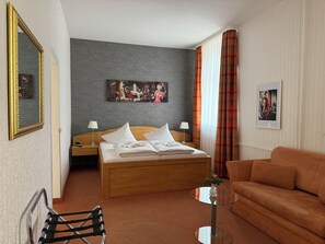 Tabla de planchar con plancha y wifi gratis 