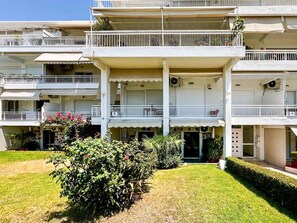 Apartment | 1 bedroom, Internet - Beachside Retreat in Glyfada (Glyfada)