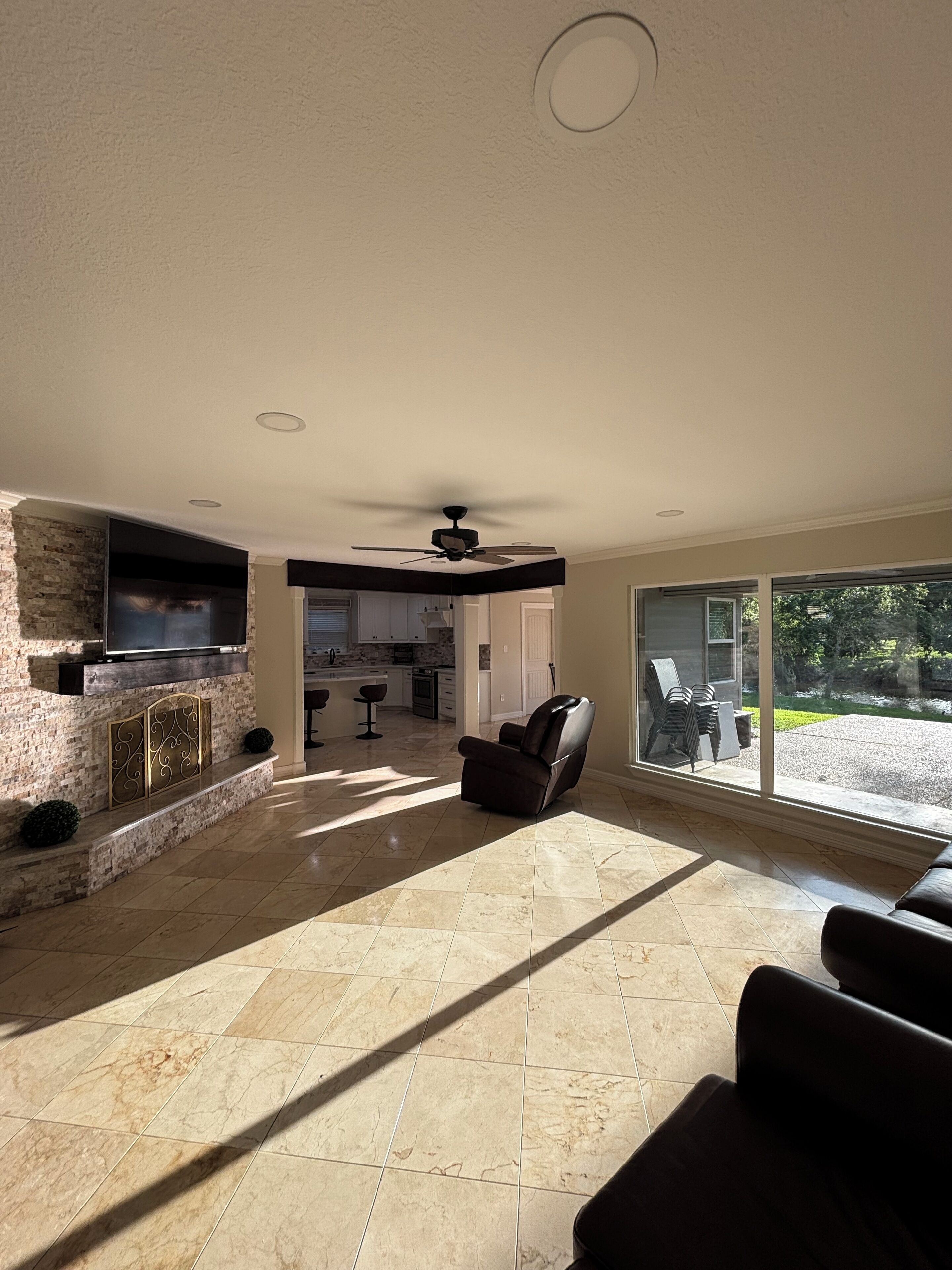 Älytelevisio, takka