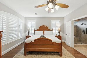 4 間睡房、熨斗/熨衫板、Wi-Fi、床單