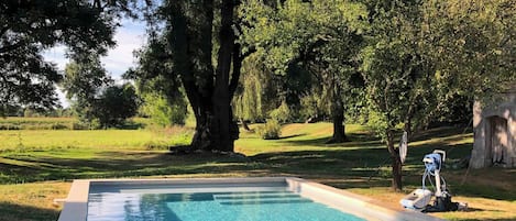 Utomhuspool