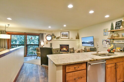 Lagoon Lookout - Beautifully Remodeled, Close to Everything!