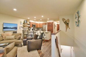 TV connectée, cheminée