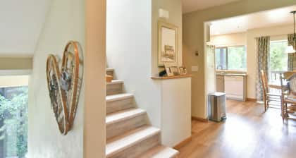 Pointe at Lake Dillon Townhome: Hot Tub, Mountain Views!